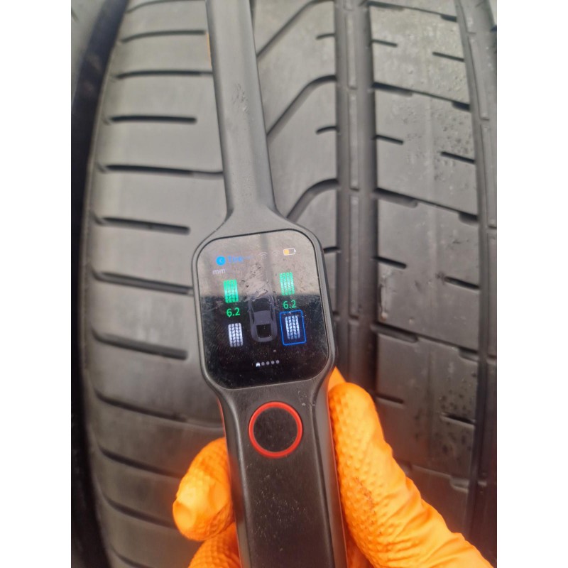 PIRELLI P ZERO 315/35 R21 PIRELLI P ZERO 315/35 R21
