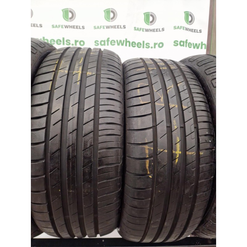 GOODYEAR EFFICIENT GRIP PERFORMANCE 205/55 R16