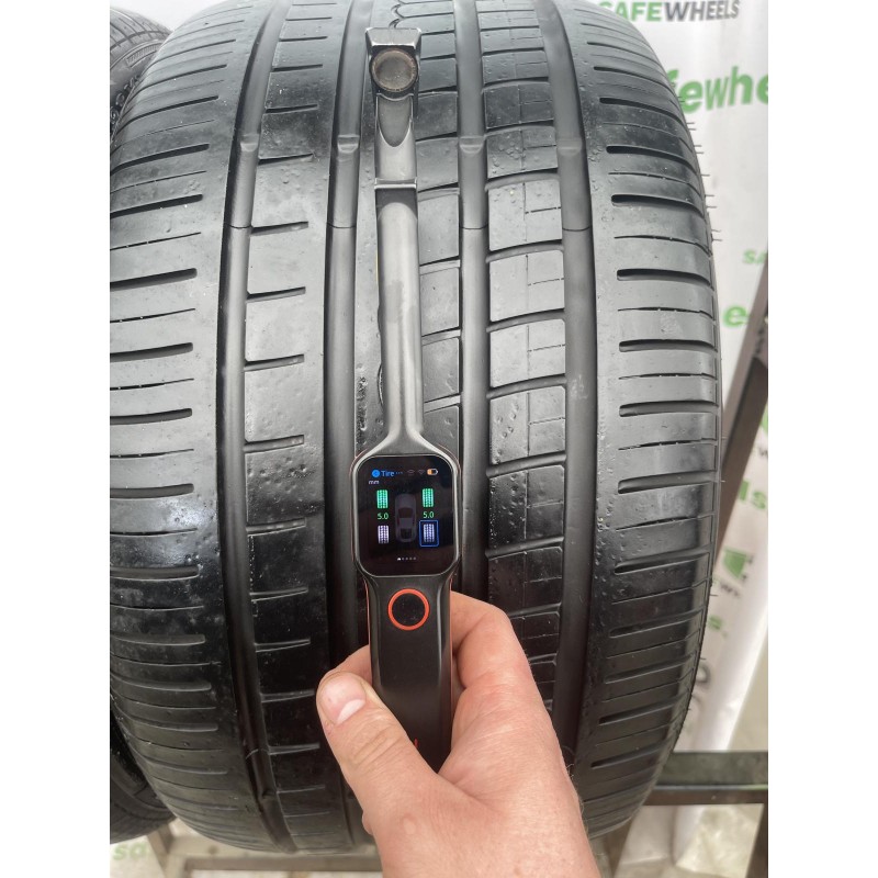 PIRELLI P zero rosso 285/30 R18 PIRELLI P zero rosso 285/30 R18