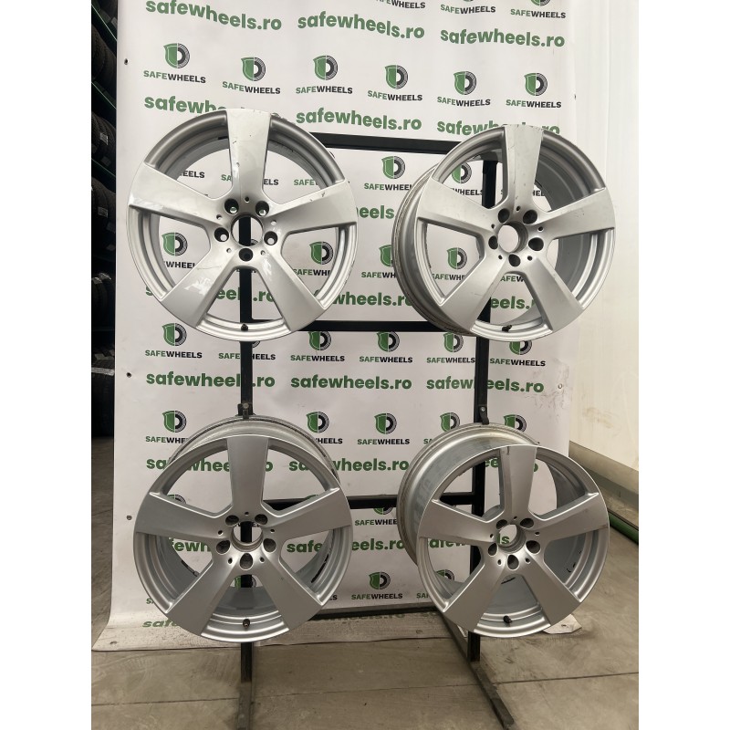 Jante originale Mercedes în 2 lățimi față 8j cu et45 și spate 8,5 cu er49 Jante originale Mercedes în 2 lățimi față 8j cu et45 și spate 8,5 cu er49