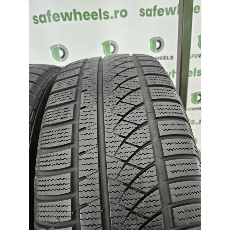Champiro Winter pro hp 235/55 R17 103V Champiro Winter pro hp 235/55 R17 103V