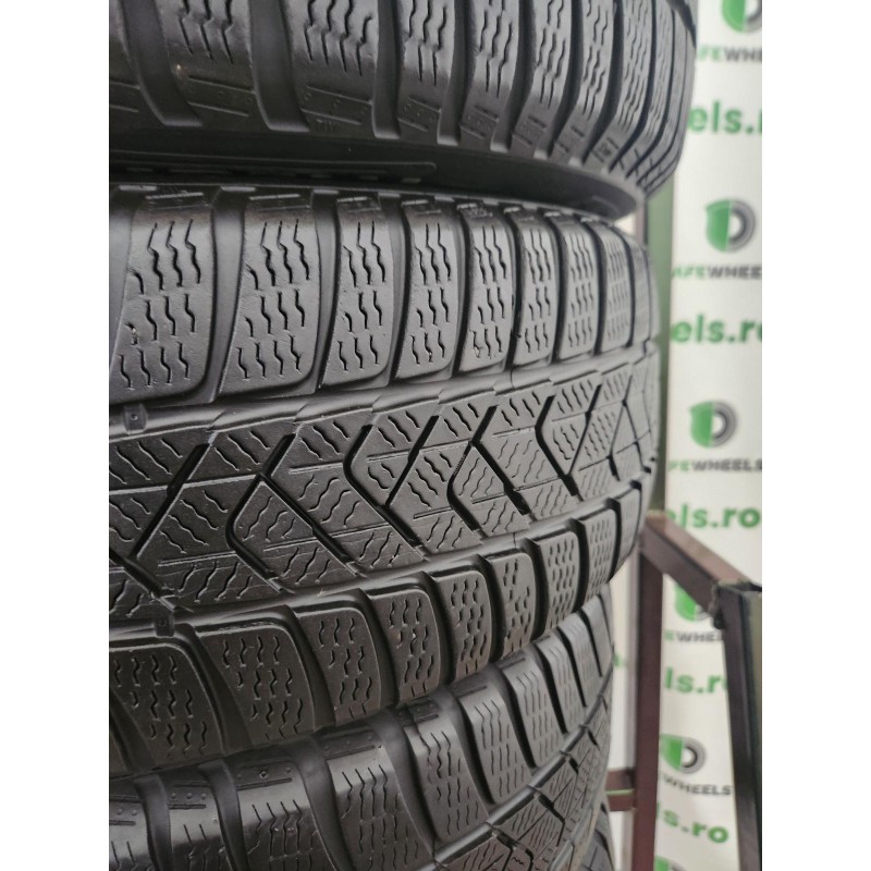 PIRELLI WINTER SOTTO ZERO 3 205/60 R16 PIRELLI WINTER SOTTO ZERO 3 205/60 R16