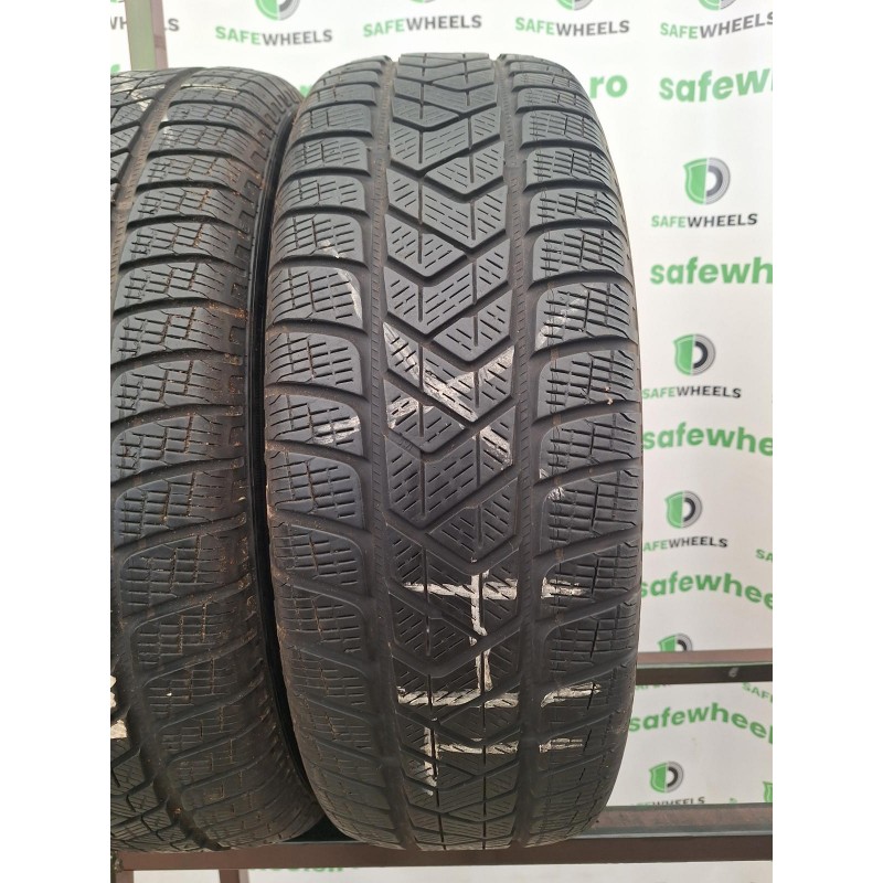 PIRELLI SCORPION WINTER 215/65 R17