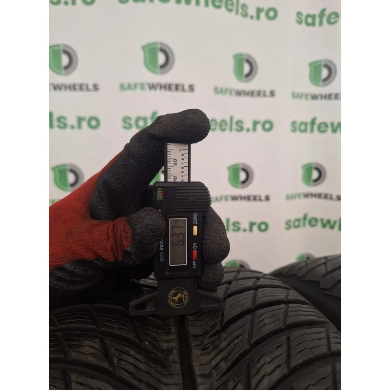 MICHELIN PILOT ALPIN 5 215/50 R18 92V MICHELIN PILOT ALPIN 5 215/50 R18 92V