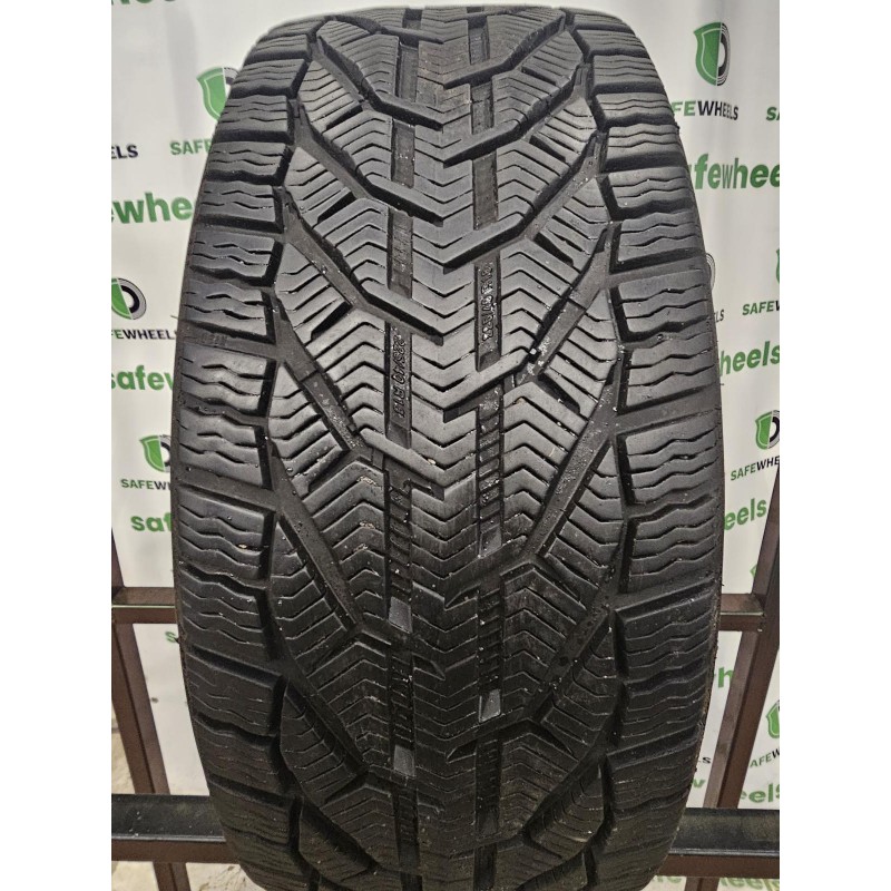 Sebring Snow 225/40 R18