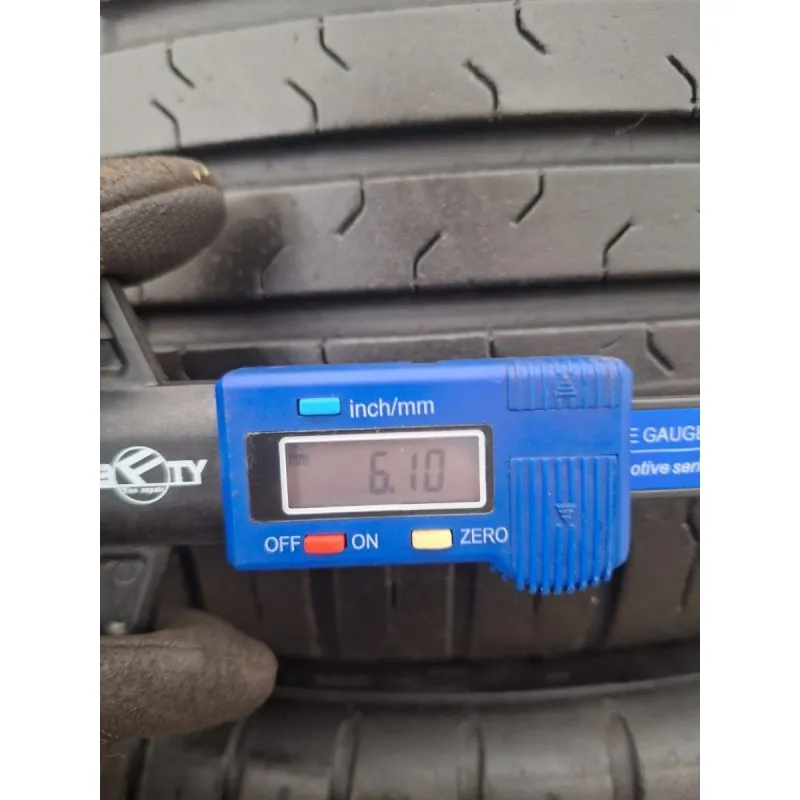 CONTINENTAL CONTIECOCONTACT 5 215/60 R17 96H