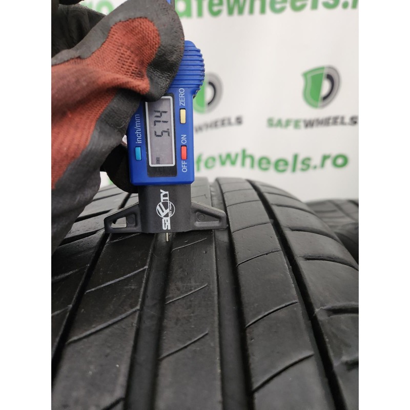 MICHELIN Primacy 3 195/60 R16 MICHELIN Primacy 3 195/60 R16