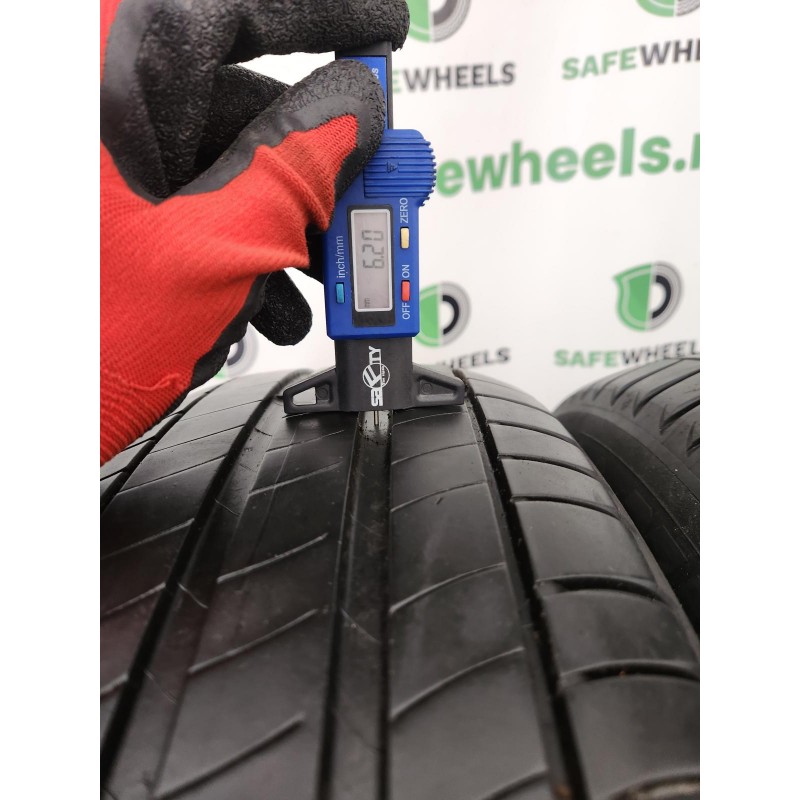 MICHELIN Primacy 3 215/65 R17 MICHELIN Primacy 3 215/65 R17