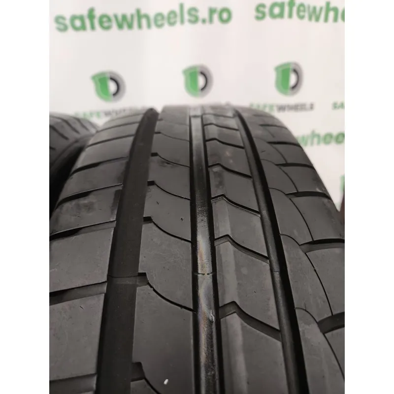 GOODYEAR EFFICIENT GRIP 195/60 R16 89H