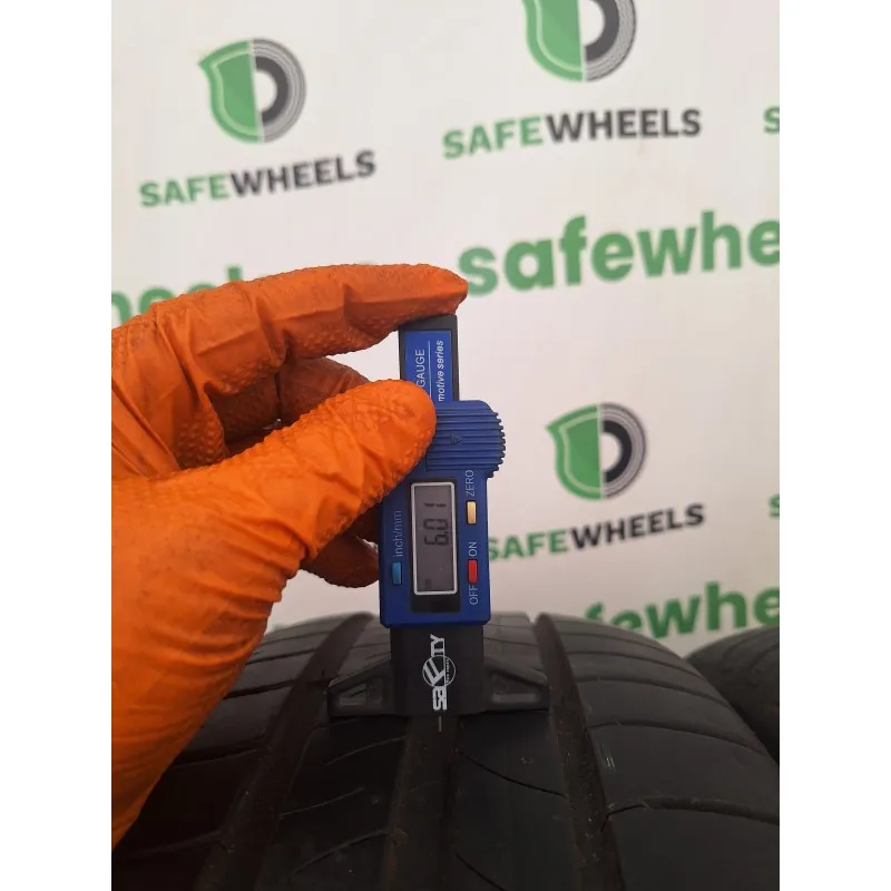 MICHELIN ENERGY SAVER 205/55 R16 91V MICHELIN ENERGY SAVER 205/55 R16 91V