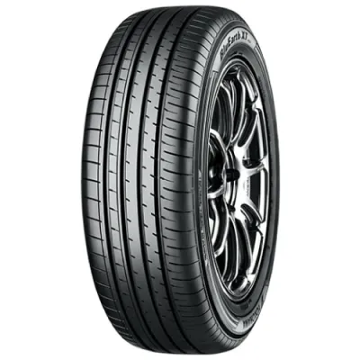 YOKOHAMA BluEarth-XT AE61 235/65 R17 108V