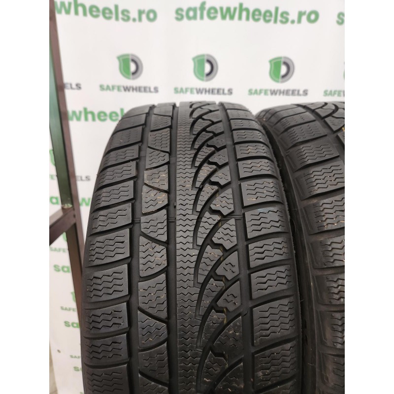Petlas Snowmaster w651 205/50 R16