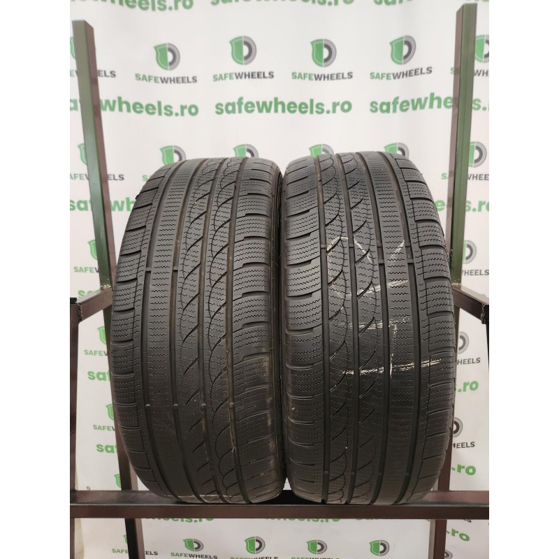 Tracmax Ice-plus s210 225/45 R18