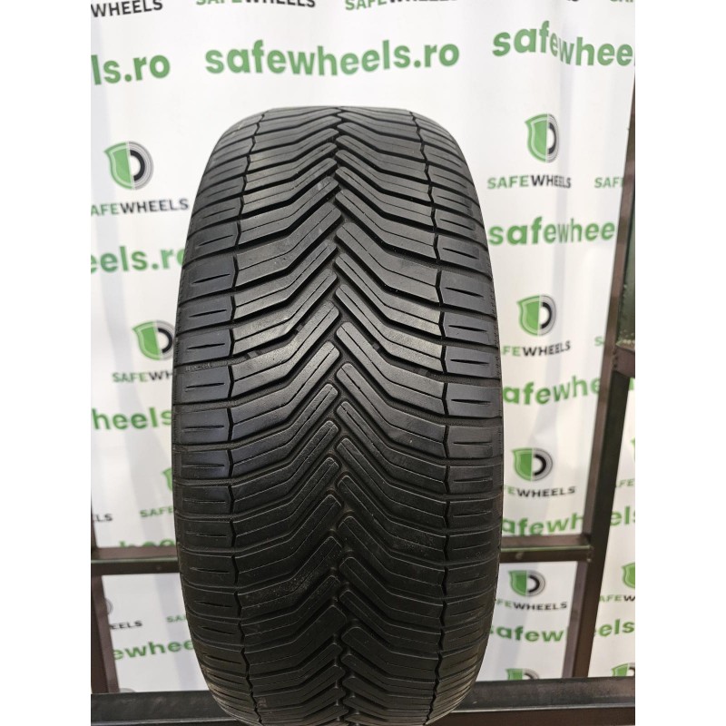MICHELIN CROSSCLIMATE 215/50 R17 MICHELIN CROSSCLIMATE 215/50 R17