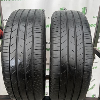 KUMHO Ecsta HS52 215/55 R17