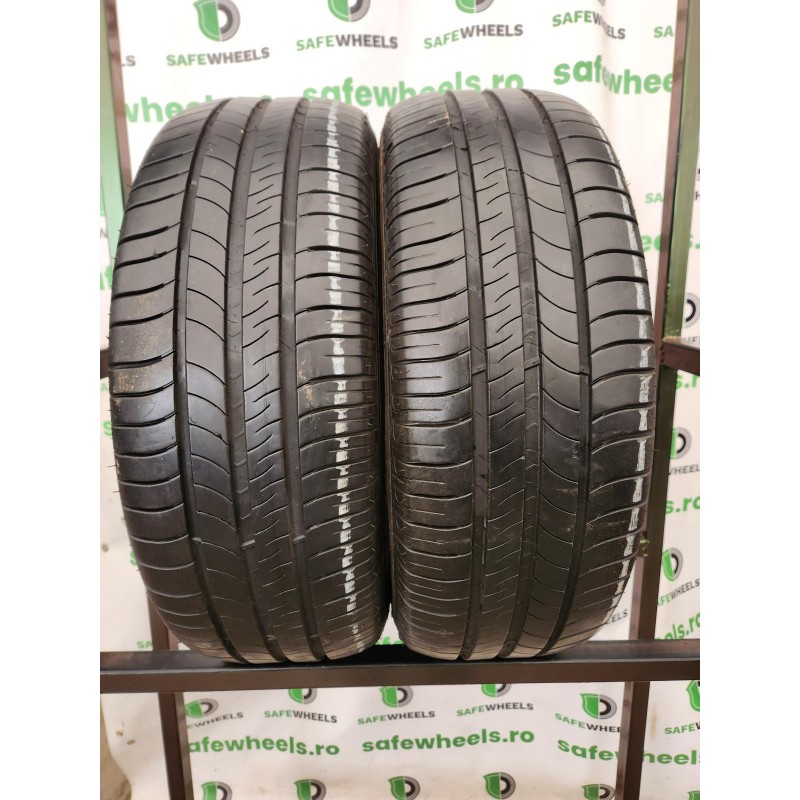 MICHELIN ENERGY SAVER 215/60 R16 MICHELIN ENERGY SAVER 215/60 R16