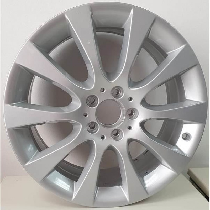 Janta aliaj OE MB 8x18 5x112 ET56 66.6 DEMO NU INCLUDE EMBLEMA MB Janta aliaj OE MB 8x18 5x112 ET56 66.6 DEMO NU INCLUDE EMBLEMA MB