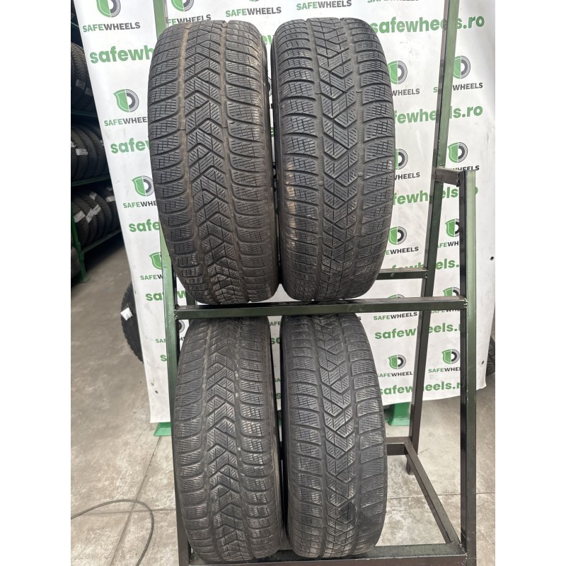PIRELLI SCORPION WINTER 235/65 R17 PIRELLI SCORPION WINTER 235/65 R17