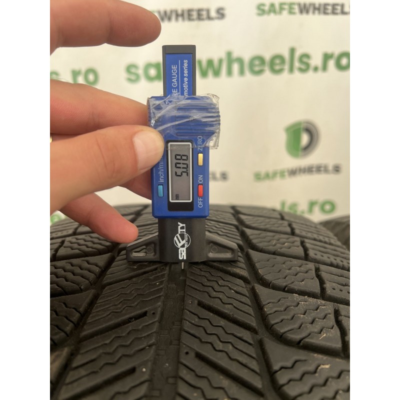 MICHELIN X ice 245/45 R18