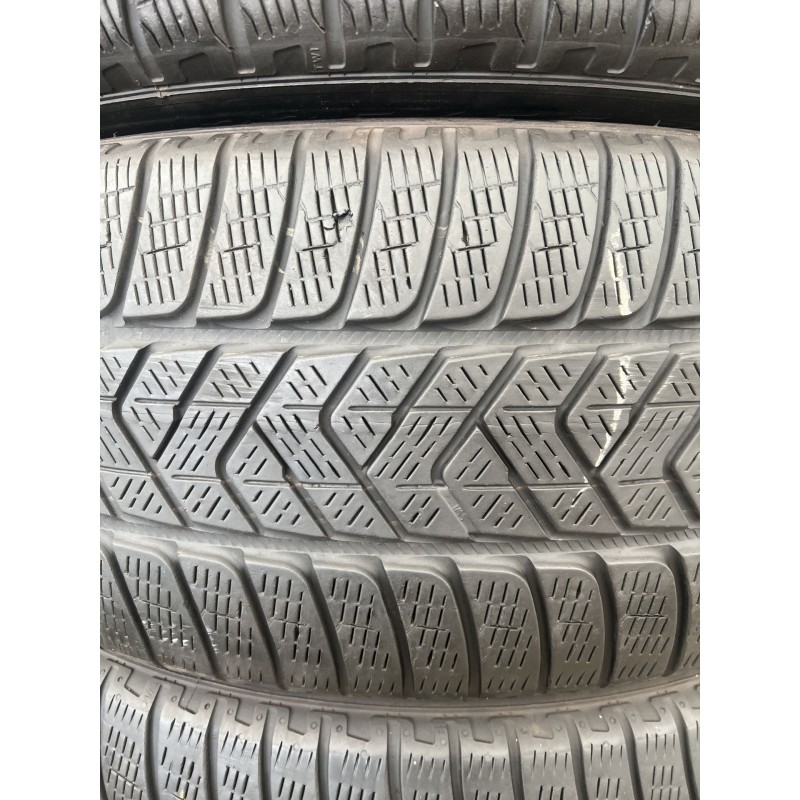 PIRELLI SCORPION WINTER 235/55 R19 PIRELLI SCORPION WINTER 235/55 R19
