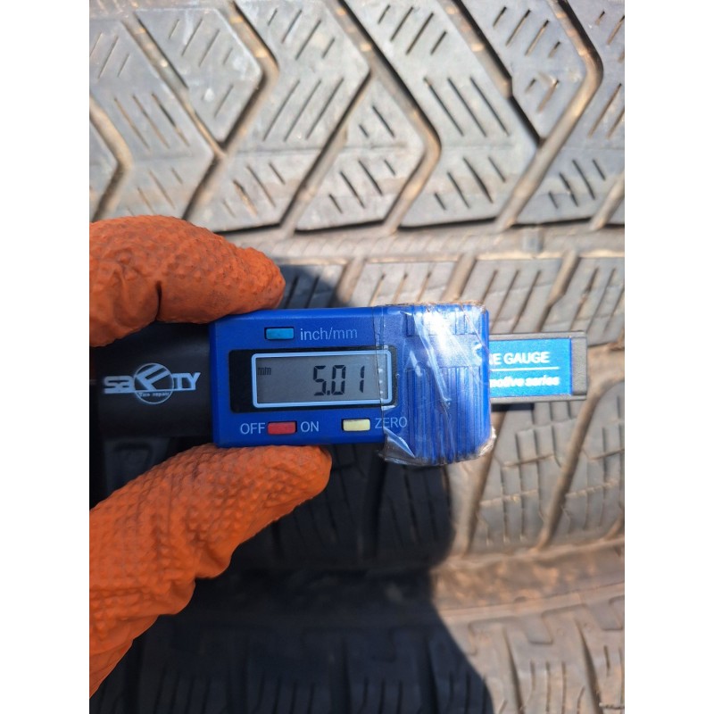 PIRELLI SCORPION WINTER 295/40 R20