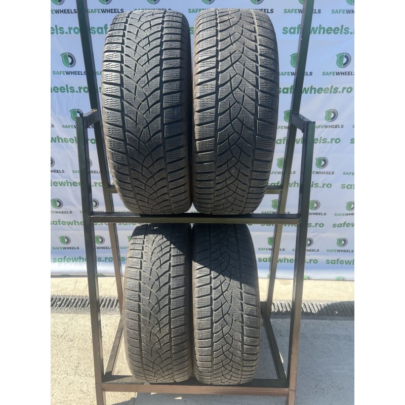 GOODYEAR ULTRA GRIP PERFORMANCE G1 235/50 R19