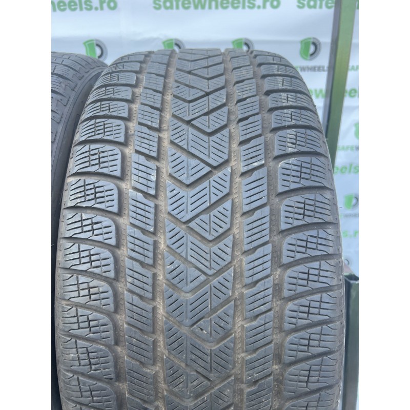 PIRELLI SCORPION WINTER AO 285/45 R20 PIRELLI SCORPION WINTER AO 285/45 R20