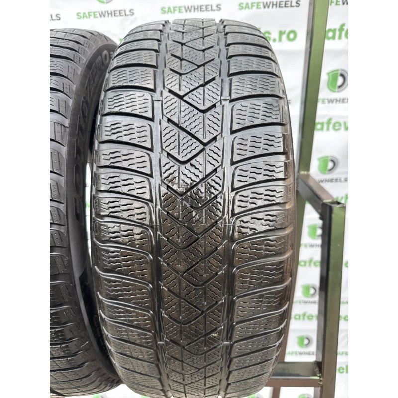 PIRELLI Sottozero 3 215/50 R18