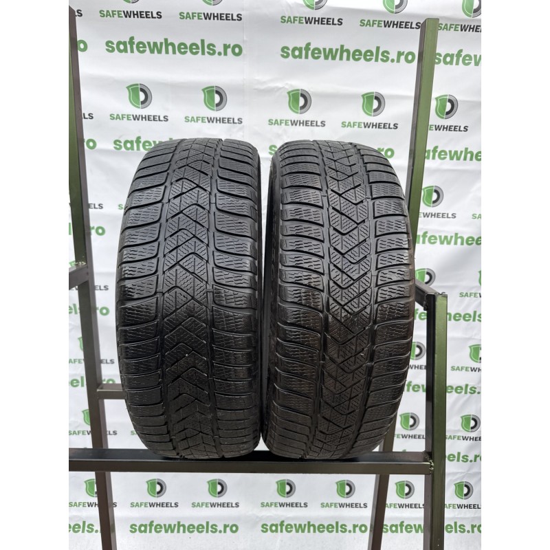 PIRELLI Sottozero 3 215/50 R18
