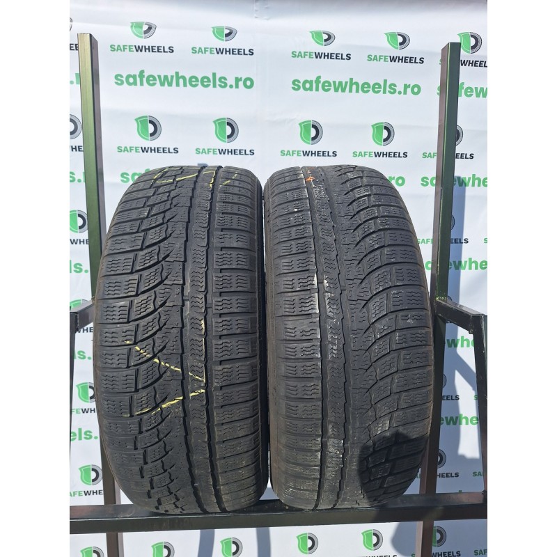 NOKIAN WR A4 215/50 R18