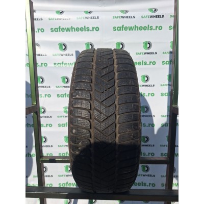 PIRELLI Sottozero 3 225/45 R18 PIRELLI Sottozero 3 225/45 R18